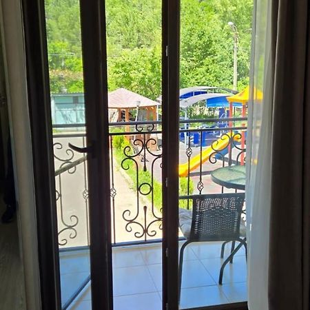 Вилла My House Боржоми Экстерьер фото
